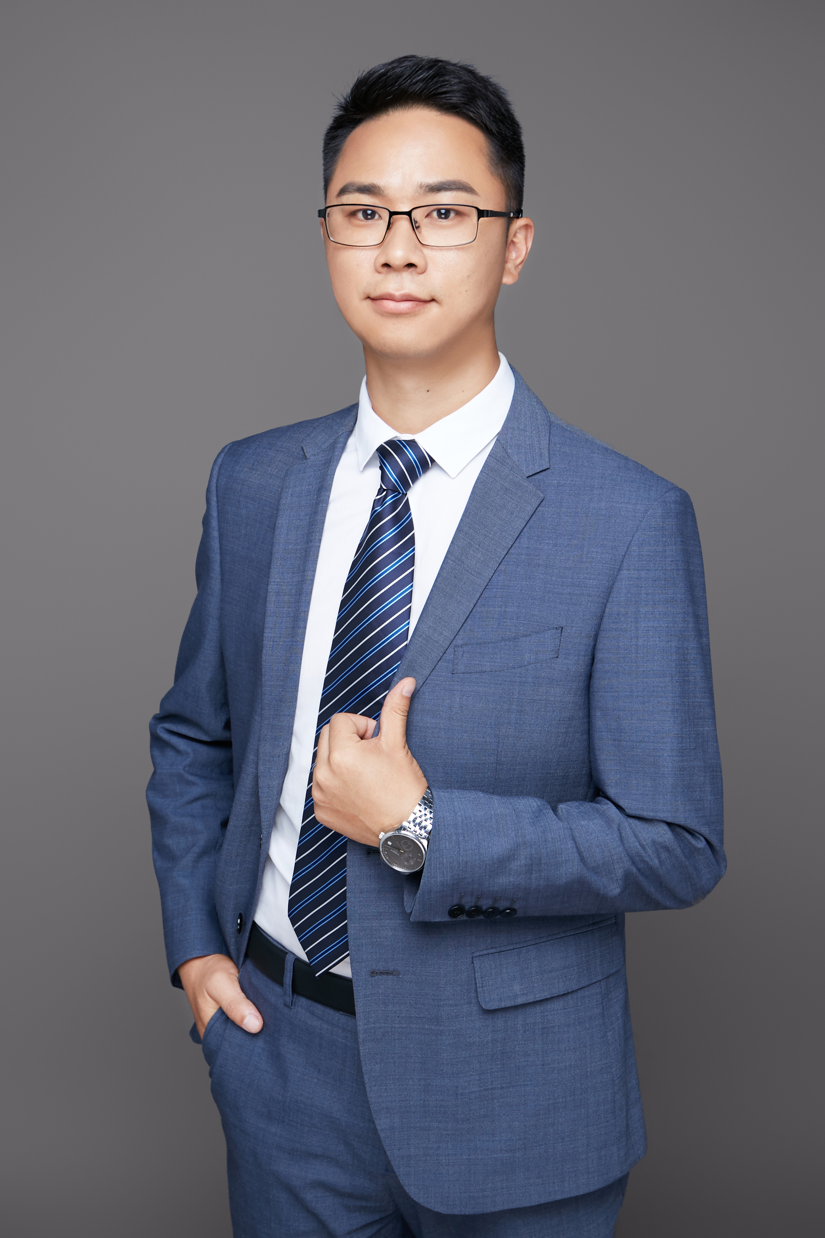 杨能龙