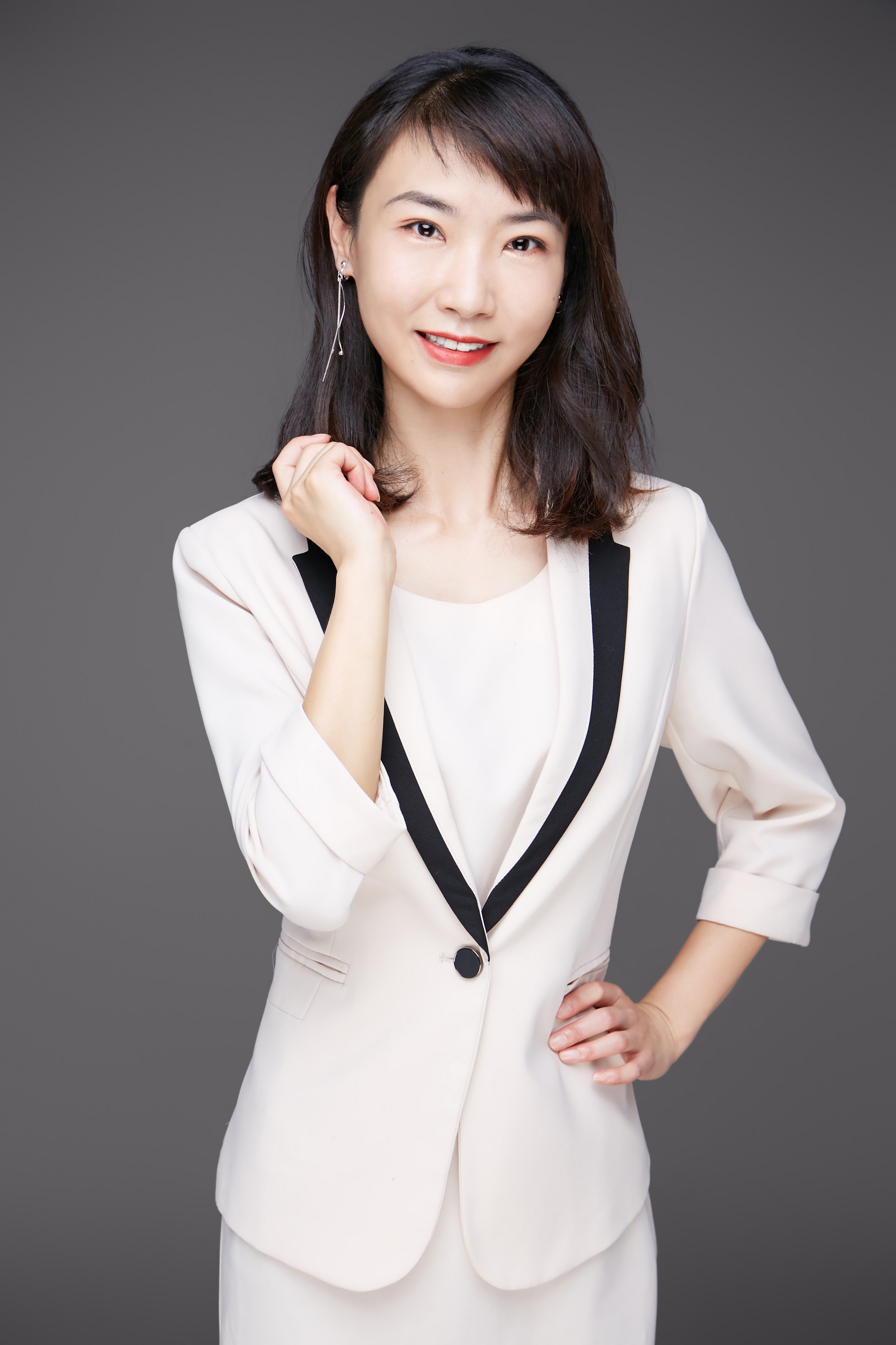 杨宏